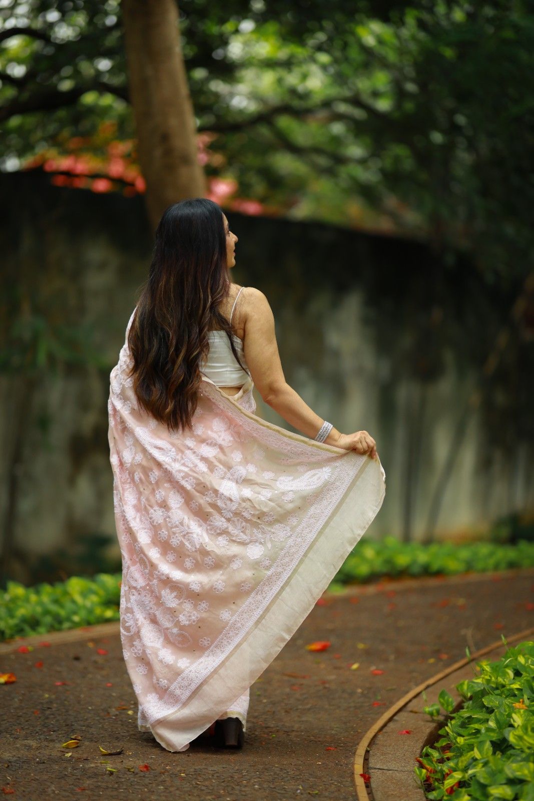 Chaikankari Saree - Nazakat Noor - Image 4